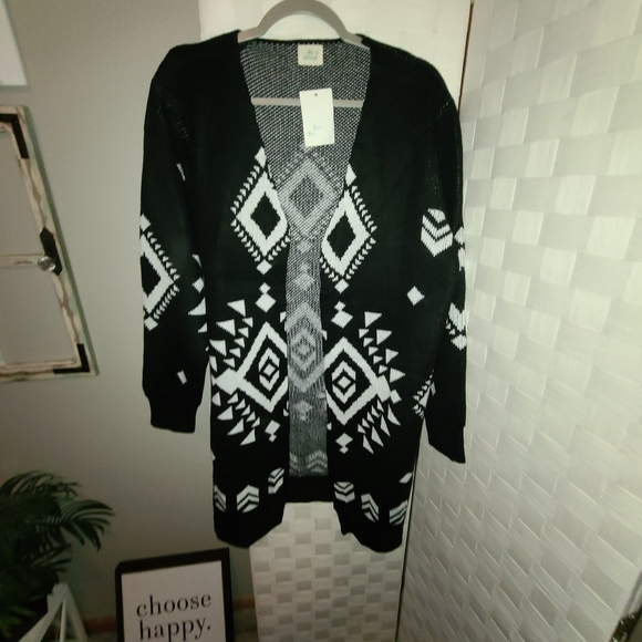 Aztec Cardigan - Picture 5 of 11